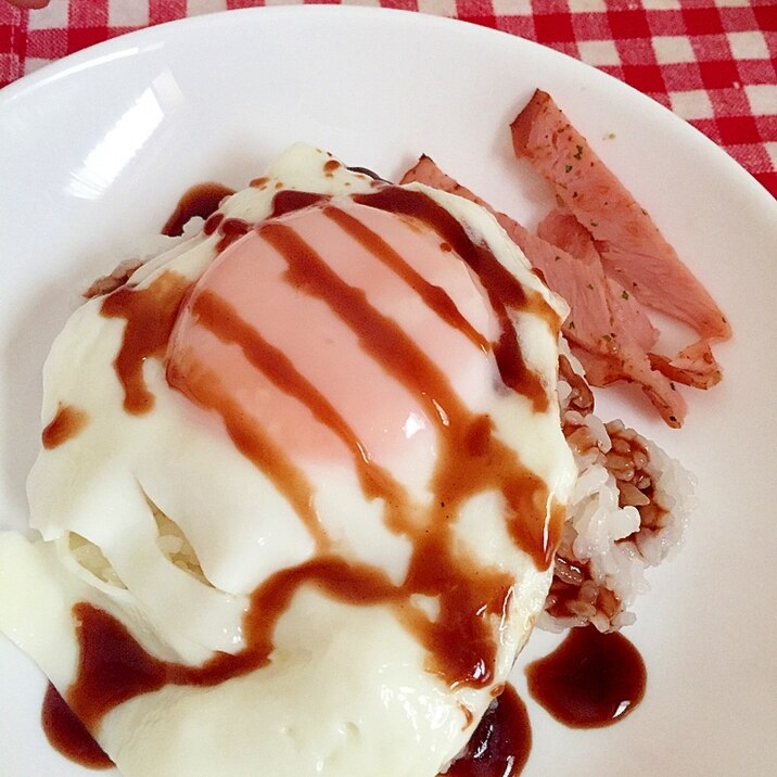 ハムと目玉焼きプレート☆